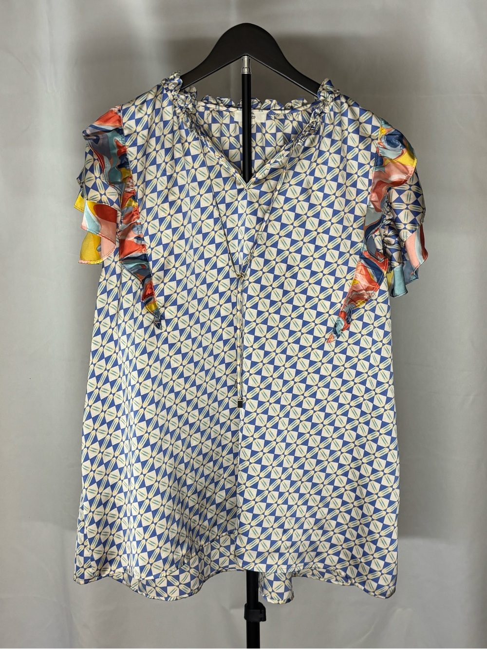 entro Blue and Cream Geometric Ruffle Collar Blouse Plus Size Short Sleeve